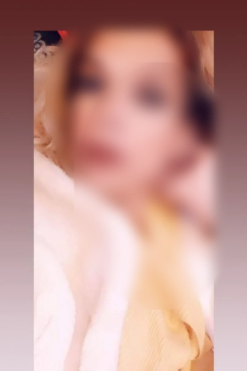 Manon - Image 7